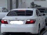 Lexus LS 460-2