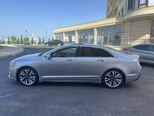 Lincoln MKZ-3