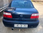 Opel Omega-2