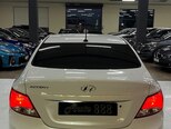 Hyundai Accent-4