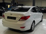 Hyundai Accent-7