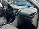 Hyundai Accent-9