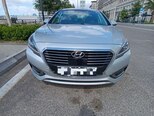Hyundai Sonata-1