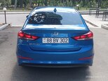 Hyundai Elantra-8