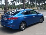 Hyundai Elantra-11