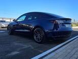 Tesla Model 3-2
