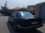 Mercedes 230 E-3