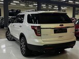 Ford Explorer-4