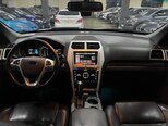 Ford Explorer-15