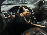 Ford Explorer-19