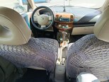 Nissan March-5