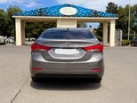 Hyundai Elantra-6