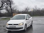 Volkswagen Polo-6