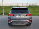 Hyundai Santa Fe-12