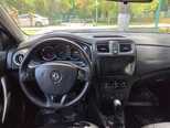 Renault Logan-11
