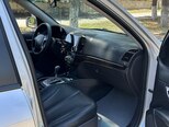 Hyundai Santa Fe-11