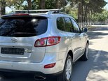 Hyundai Santa Fe-5