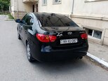 Hyundai Elantra-10