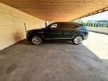 Bentley Bentayga-3