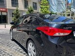 Hyundai Elantra-6