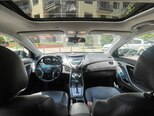 Hyundai Elantra-13