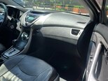 Hyundai Elantra-18