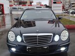 Mercedes E 320-1