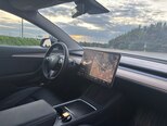 Tesla Model 3-8