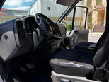 Ford Transit-12