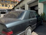 Mercedes E 200-5