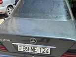 Mercedes E 200-10