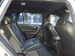 Toyota RAV4-12