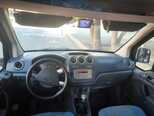 Ford Tourneo Connect-9