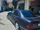 Mercedes E 220-4
