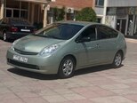 Toyota Prius-4