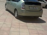 Toyota Prius-3