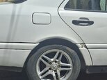 Mercedes 200-5