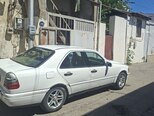 Mercedes 200-10