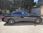 Mercedes E 220-3