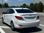 Hyundai Accent-4