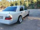 Mercedes 230 E-3