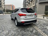 Hyundai Santa Fe-12