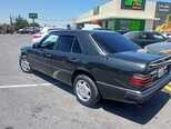 Mercedes 230 E-2