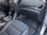 Hyundai Santa Fe-12