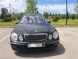 Mercedes E 220-1