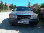 Mercedes 190-1