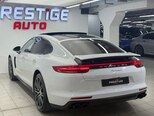 Porsche Panamera-6