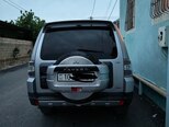 Mitsubishi Pajero-2