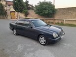 Mercedes E 220-6