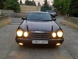Mercedes E 220-3